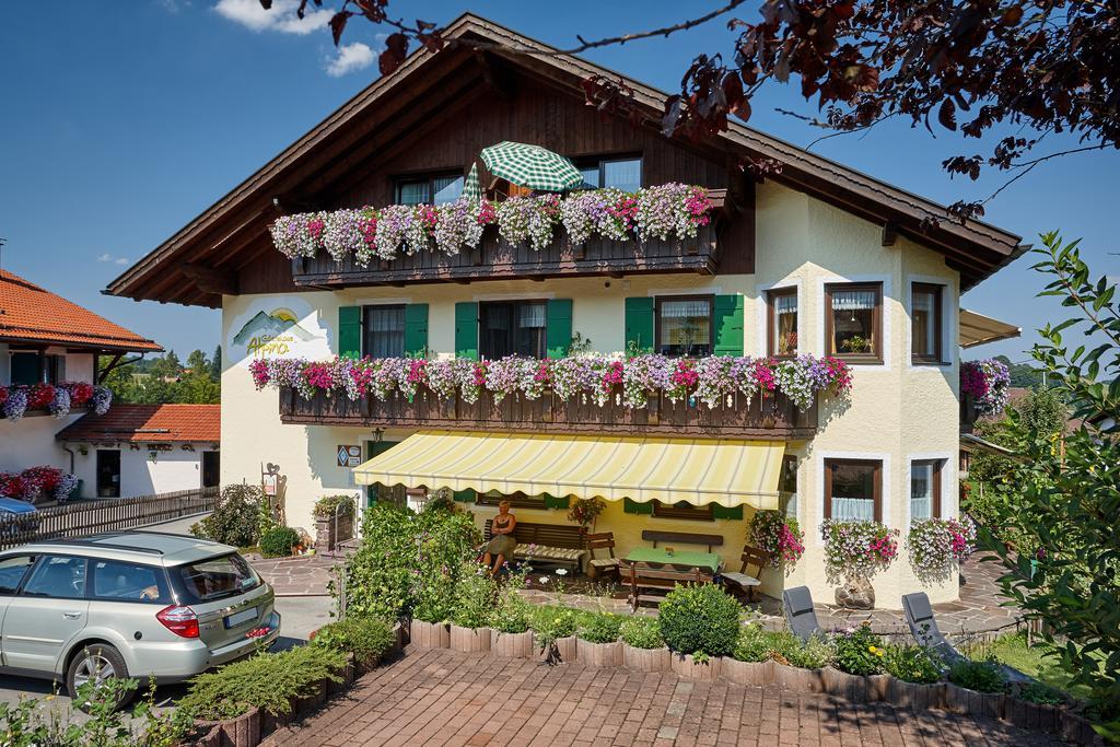 Gaestehaus Alpina Бад-Кольгруб Экстерьер фото